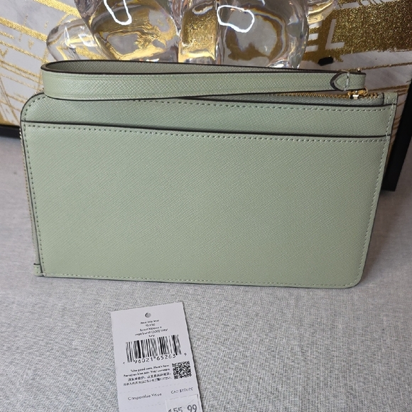 Kate Spade Lucy Floral Applique L-Zip Wristlet - Picture 4 of 7